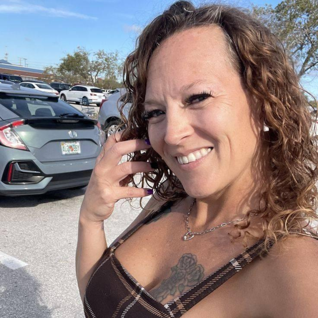 Vanessa, 52 anos